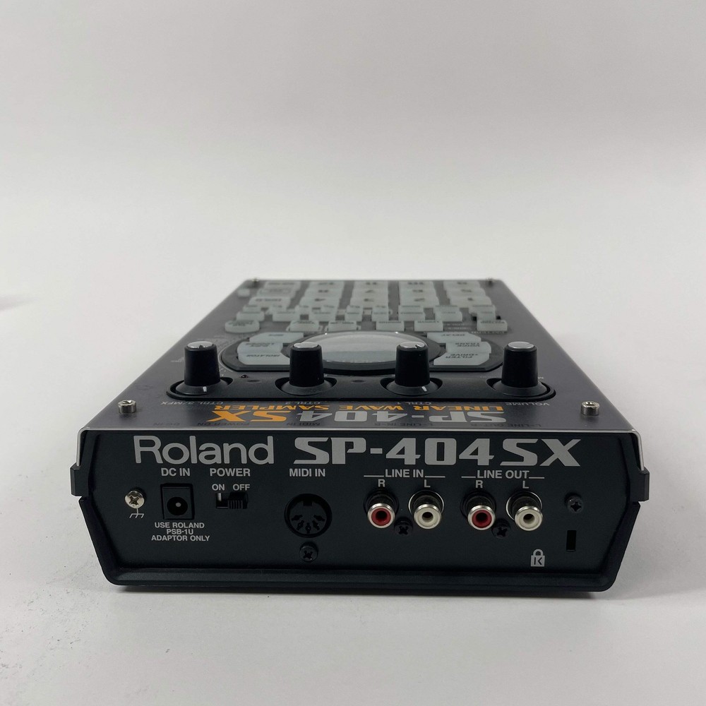 ROLAND SP-404SX Portable, Linear Wave Sampler and Effects Processor SP-404SX