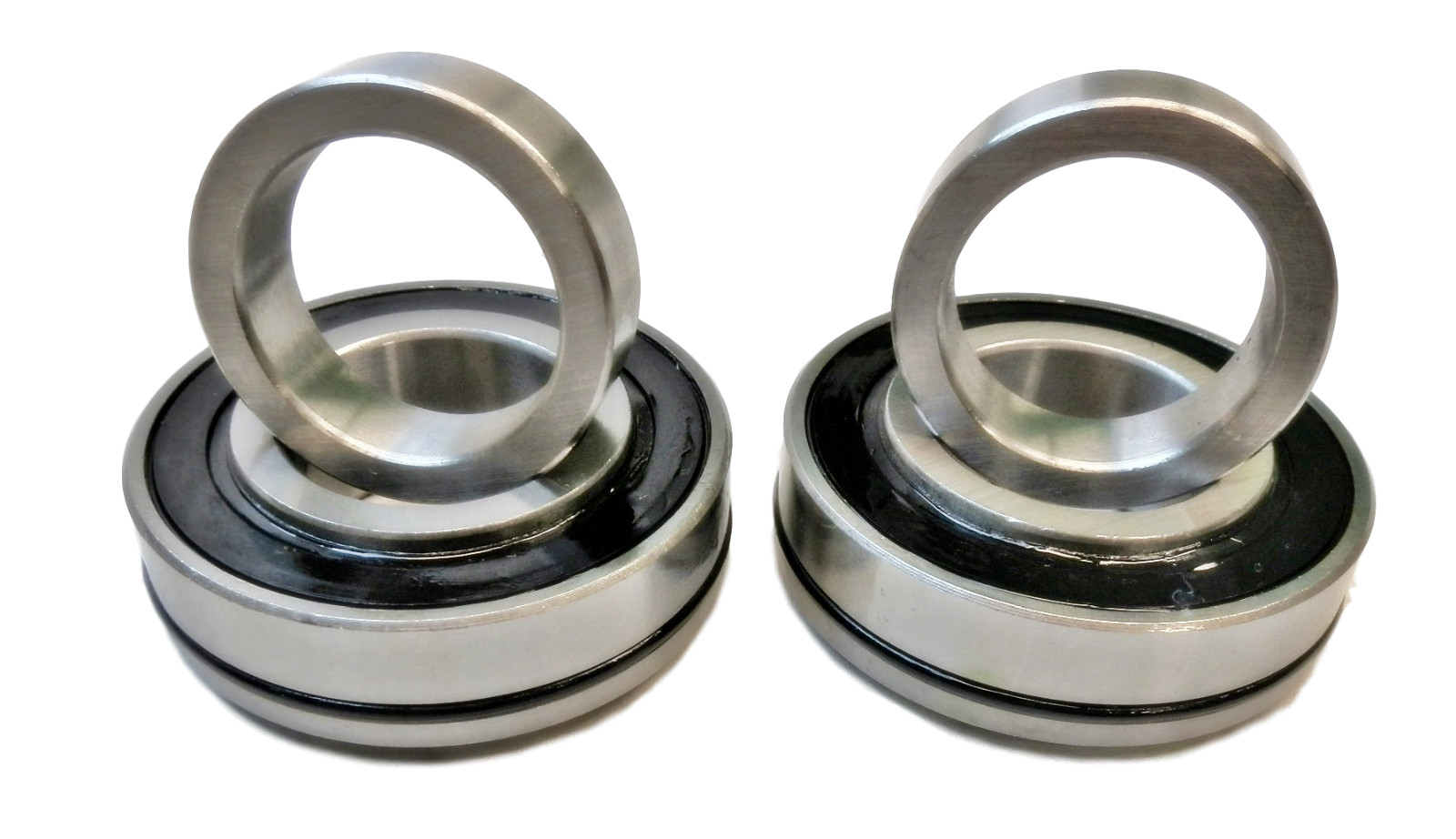 Pair of Flange Axle Bearing - Radial Drag Racing with o-ring 3.15 in OD 1.562 ID