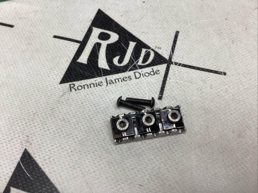 80’s Original Floyd Rose R2 Locking Nut Chrome