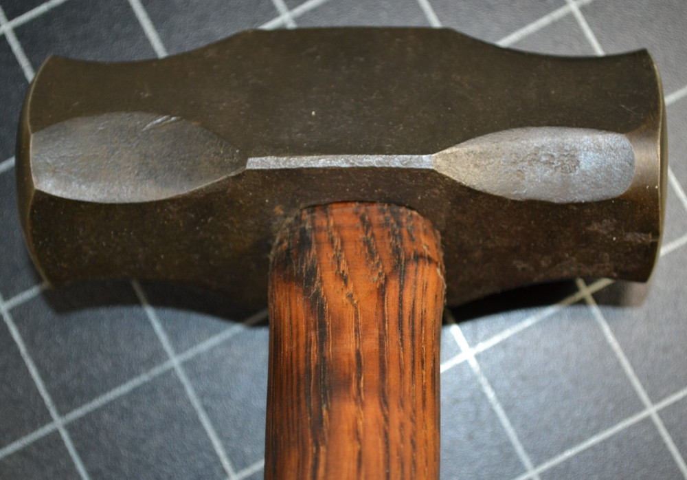 BLACKSMITH CUSTOM MADE FORGING HAMMER - ALL ORIGINAL - NEW