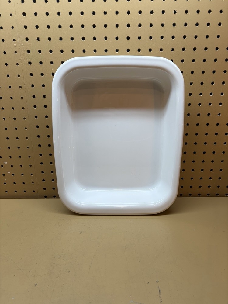 CorningWare A-21 White Coupe 12"x10" Rectangular Roaster/ Casserole/ Baking Dish