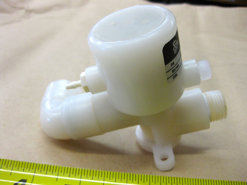 Furon Fluoropolymer Pneumatically Actuated High Purity Valve DIBPOL8PC 