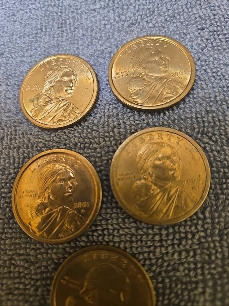 Five 2000 2001 USA Sacagawea Dollar Coins