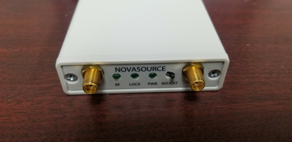 AtlanTec RF AS5110 PC Programmable Source