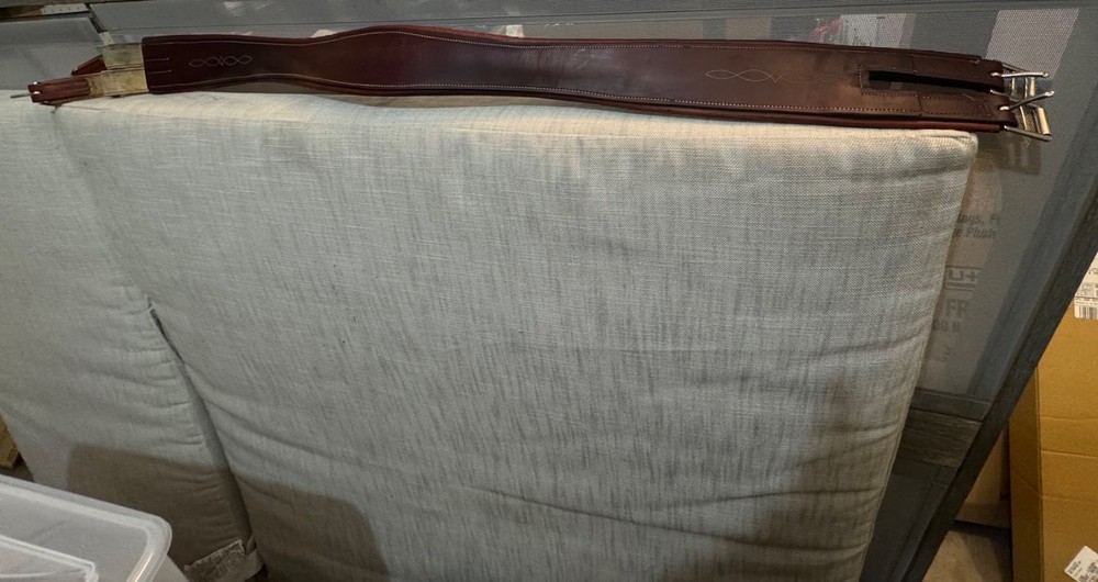 new cavalry/edgewood girth 50”