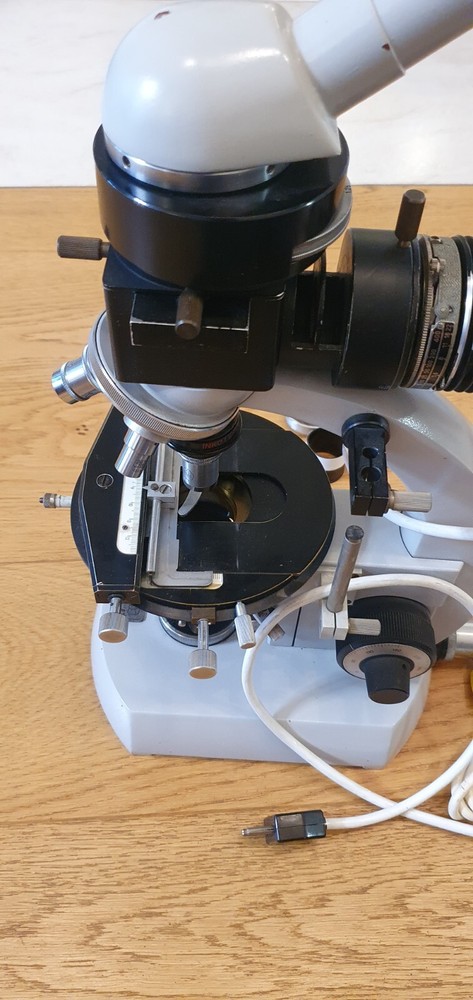 Carl Zeiss microscope 4653581