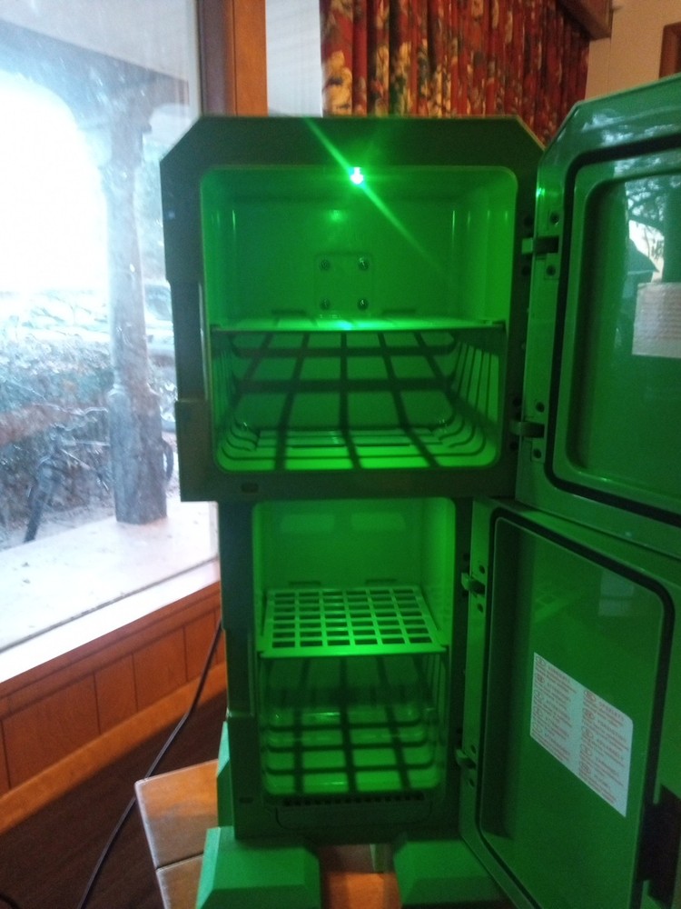 Minecraft Creeper Mini Fridge