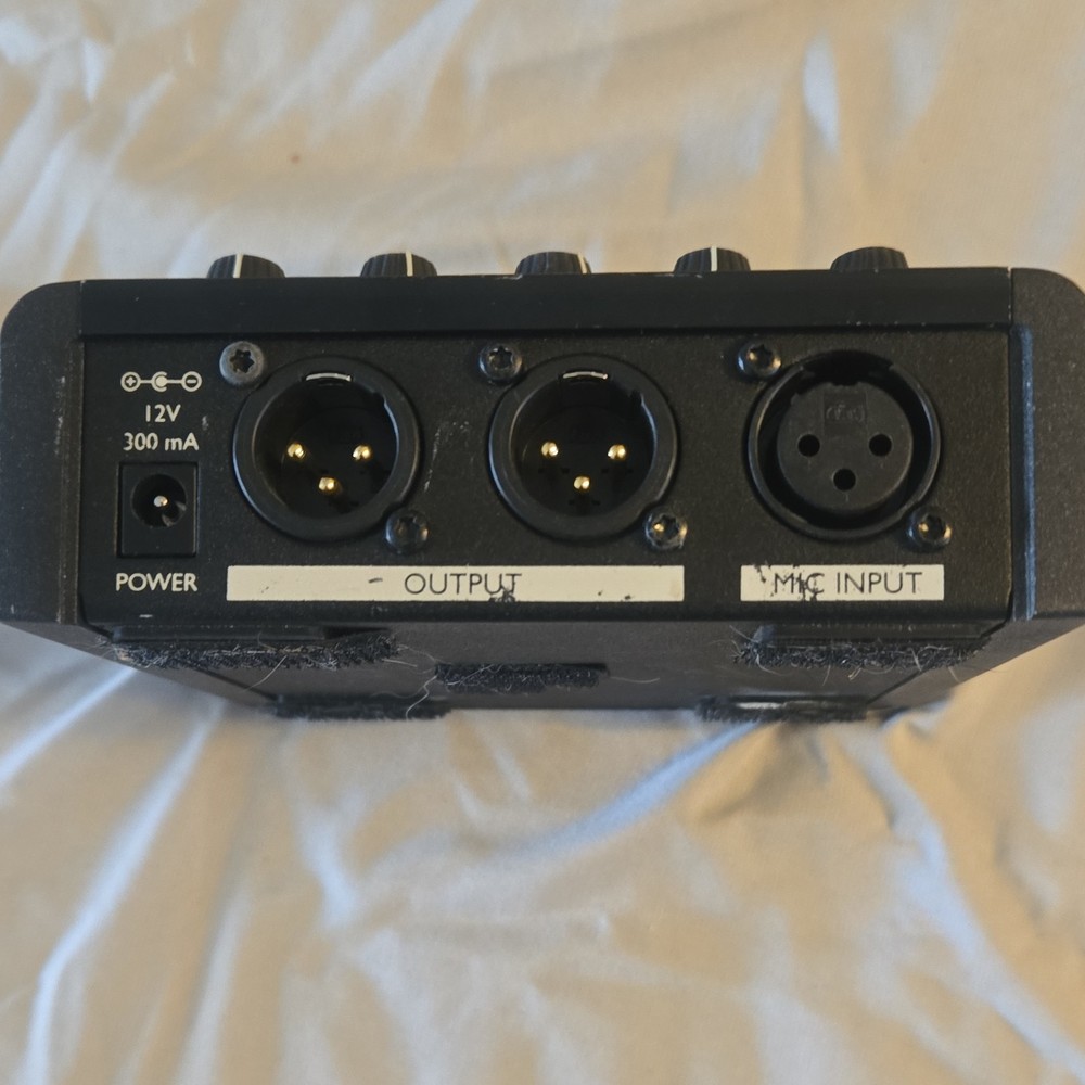 TC-Helicon VoiceTone Create Digital Tabletop 1-Channel Reverb Delay FX Processor