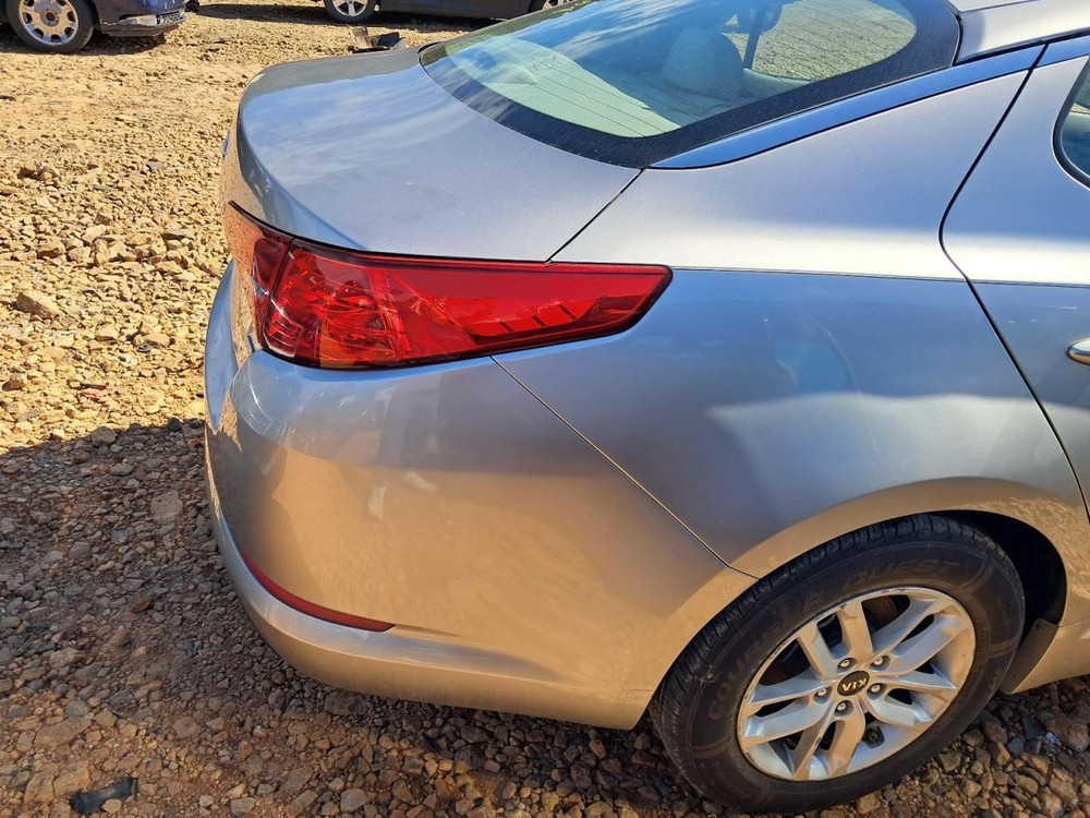 OPTIMAKIA 2011 Glove Box 4809367