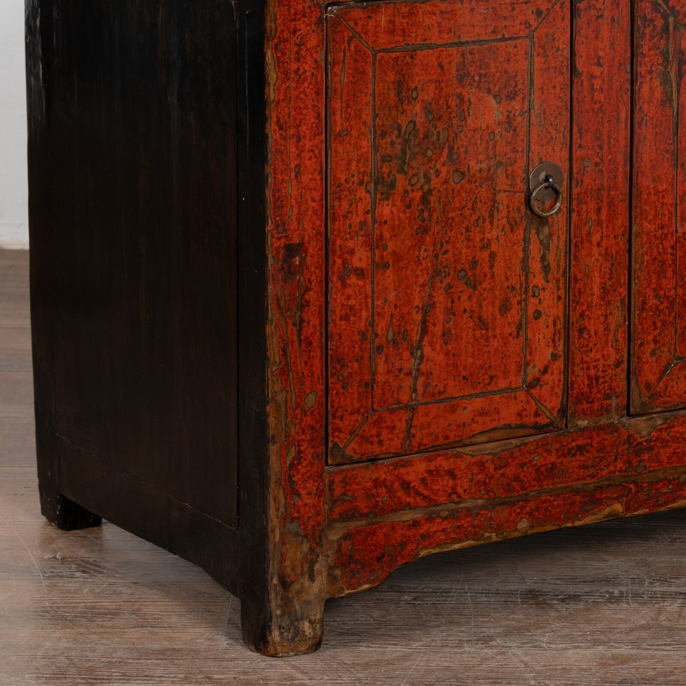 Small Red Chinese Console Sideboard, circa 1880