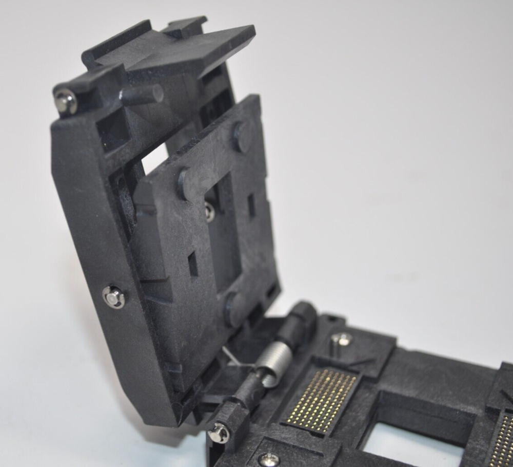 Unmarked Burn-In IC Test Socket 223 Pin Position