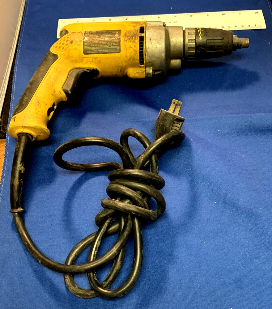 DEWALT DW266 6.5-Amp Variable-Speed Reversing Depth-Sensitive TEKS Screw-driver