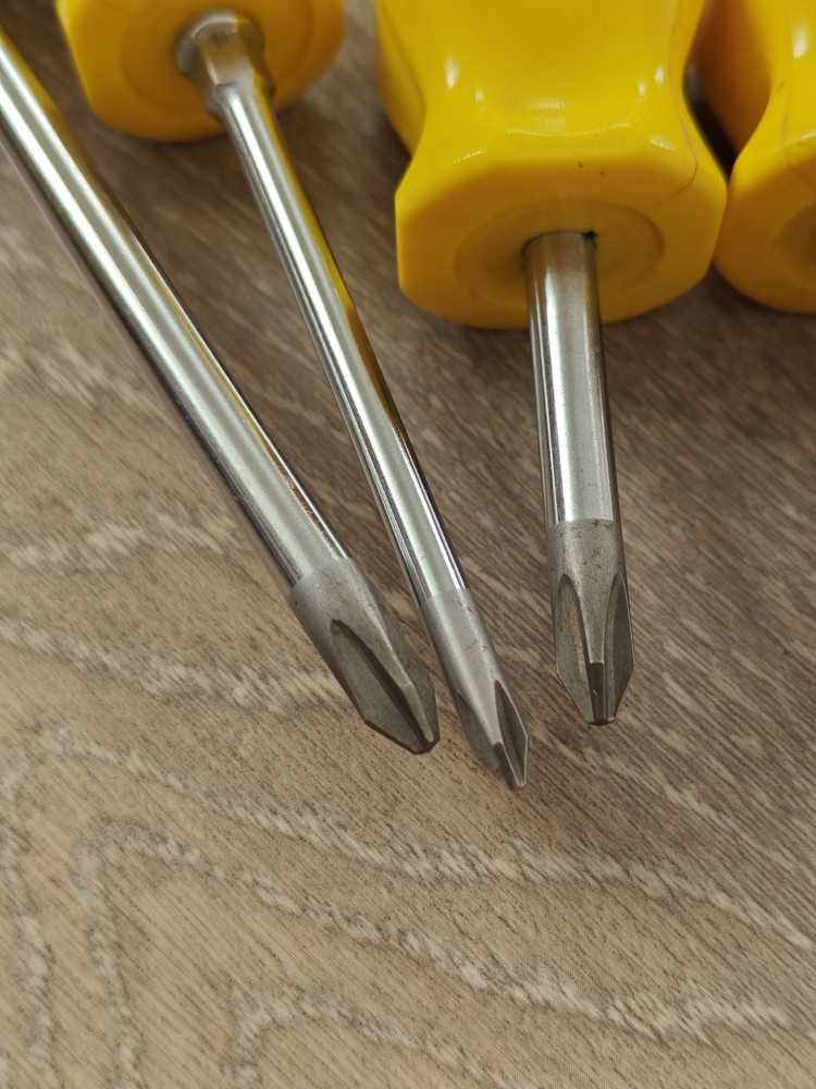 Snap On Tools USA 8pc Yellow Hard Handle Screwdriver Set Phillips Flat