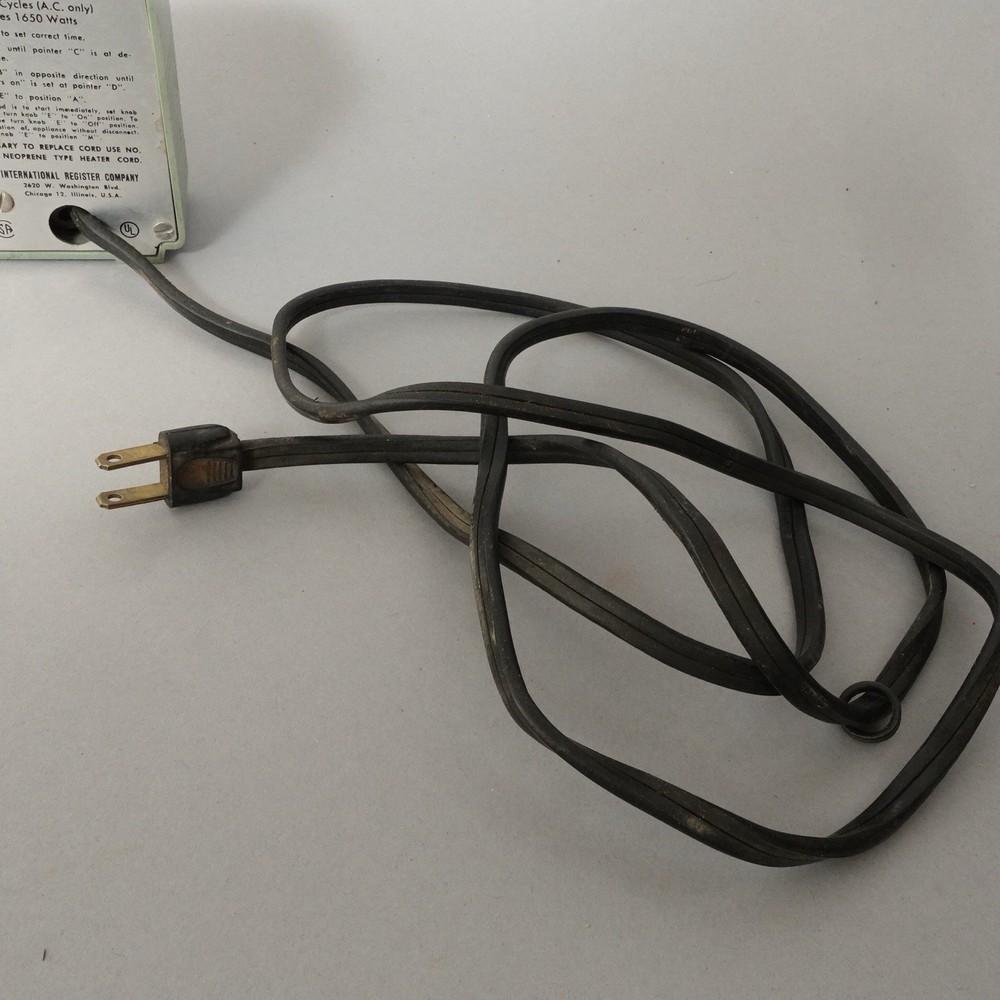 Vintage Intermatic Clock Timer Model A-401 Electric Clock Appliance Timer TESTED