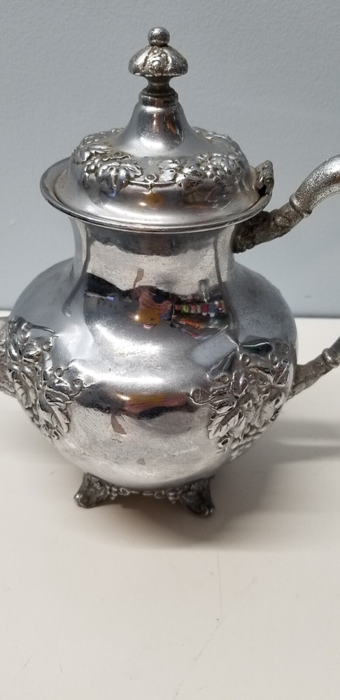 Vintage 216 Hollowware Silverplate Coffee Tea Pot and Large Covered Sugar Pot