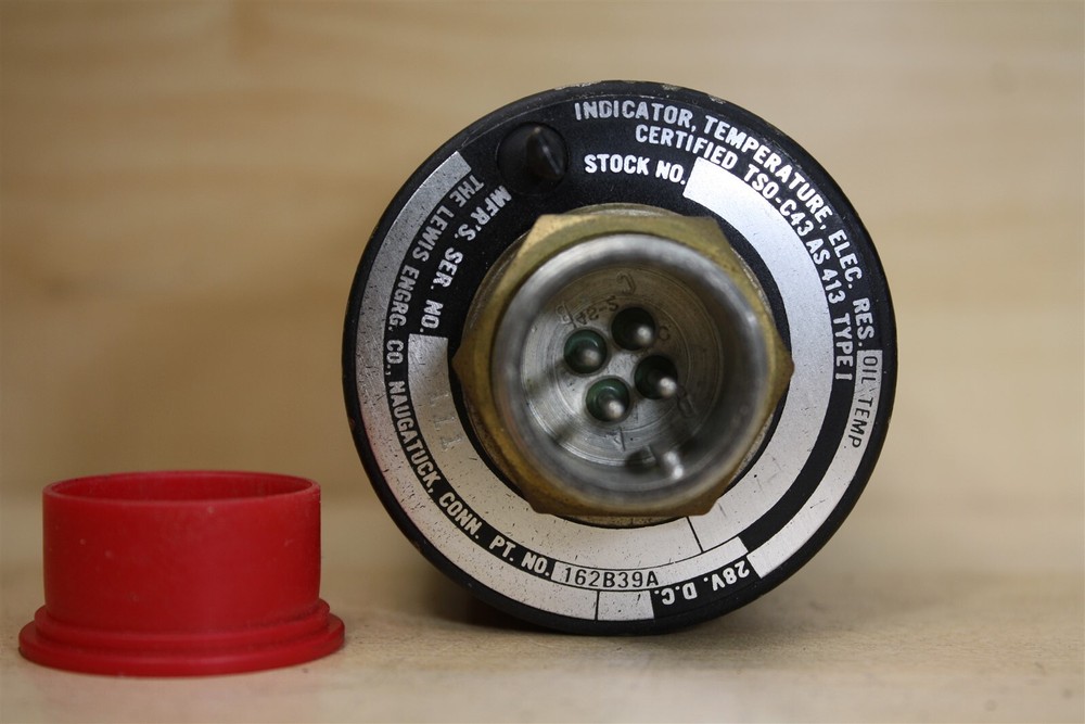 Lewis 162B39A Oil Temp Indicator