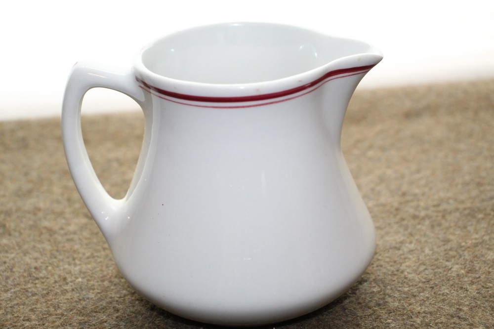 Original WW2 U.S. Army Medical Corps Officers Mess Marked Ceramic Creamer, VG