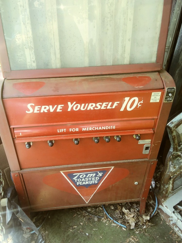Toms 10 Cent Vending Machine