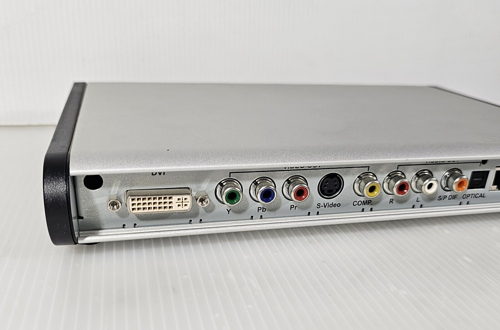 Leviton DP210 Structured Media Digital Player w Remote Control