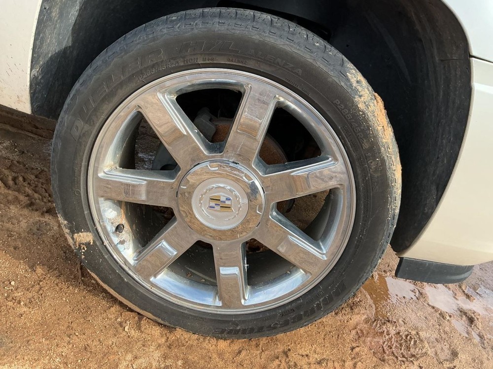 Fuse Box Engine Fits 10-14 ESCALADE 4960965