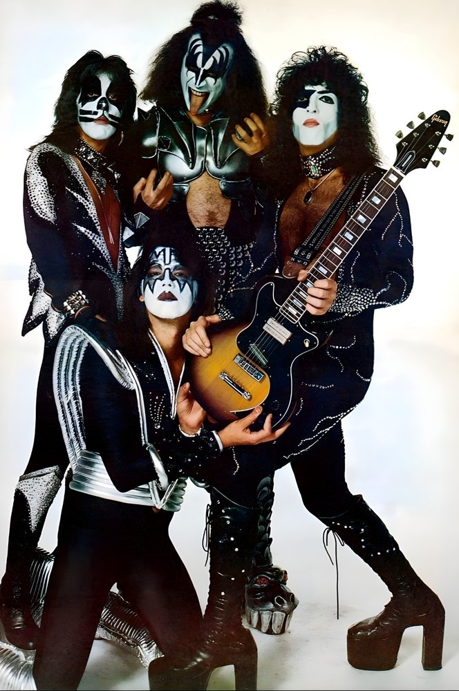 11x17 Kiss Ace Frehley Photo Poster 1976 Photoshoot Brand New