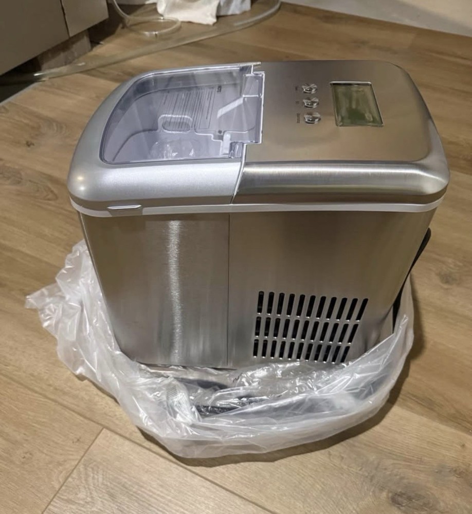 TaoTronics TT-IC002 Ice Maker Machine with LCD Display Self-Cleaning