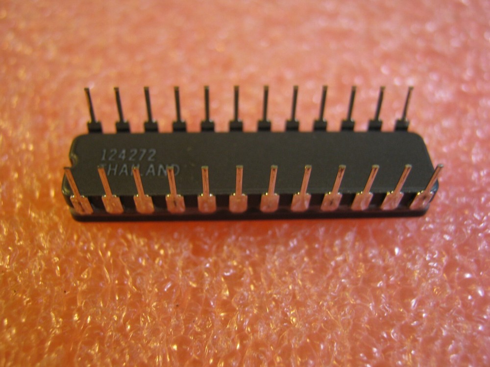 CY7C261-45WMB (5962-8751505LA) NOS from Cypress Programmed / Needs CEV