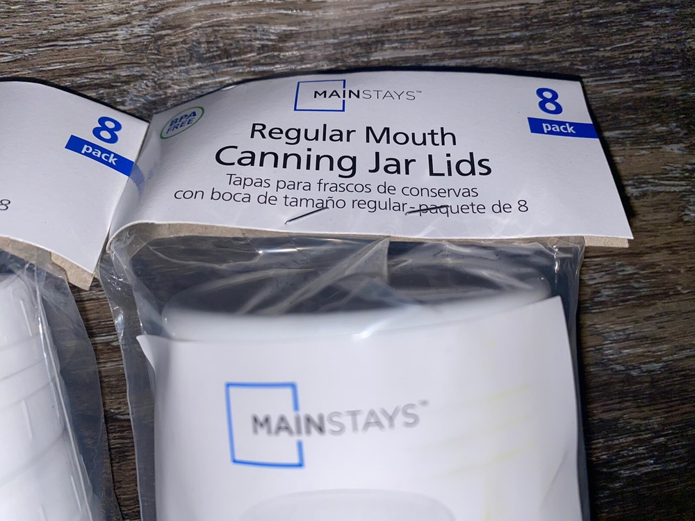 Mainstays ~ Plastic Storage Caps Regular Mouth Canning Lids Reusable ~ 16-Pack