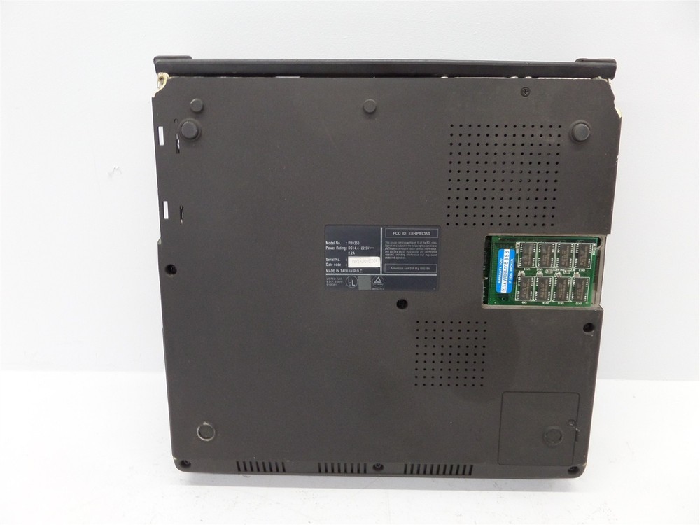 Vintage Dataworld PB9350 Laptop Computer - Broken Screen
