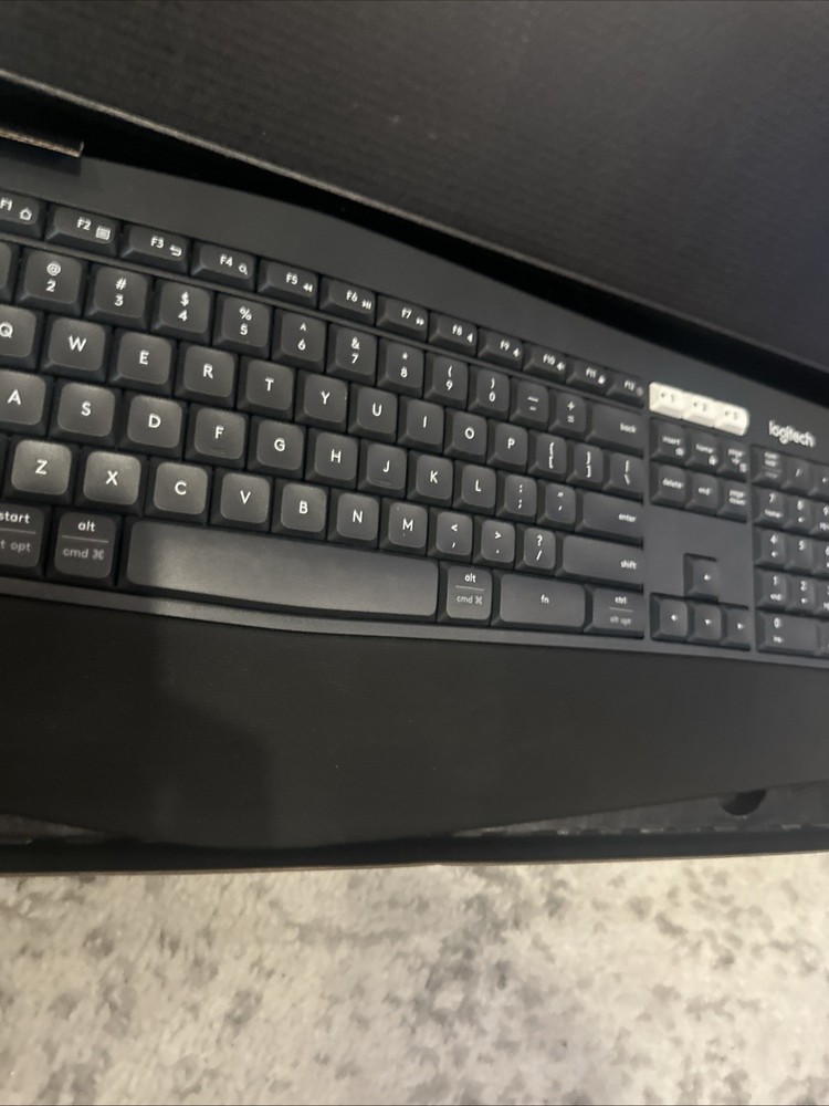 Logitech Performance Wireless Combo Bluetooth Keyboard and Mouse - (920-011291)