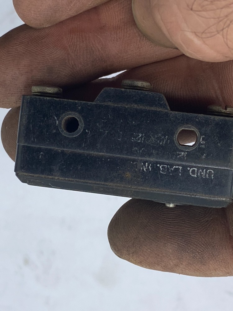 Micro Switch BZ-R 2447 Basic Switch Black 8233 Micro Switch BZR2447 🔔