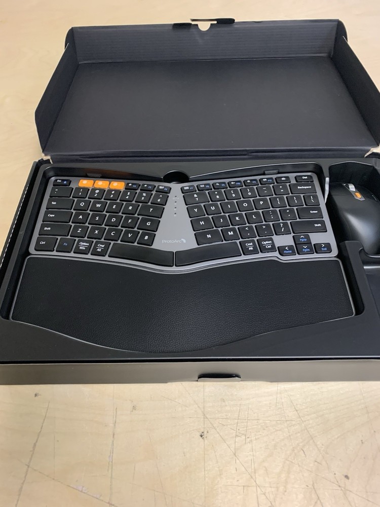 Proto Arc EKM04 Mini- Wireless Combo - Keyboard & Mouse Combo USED