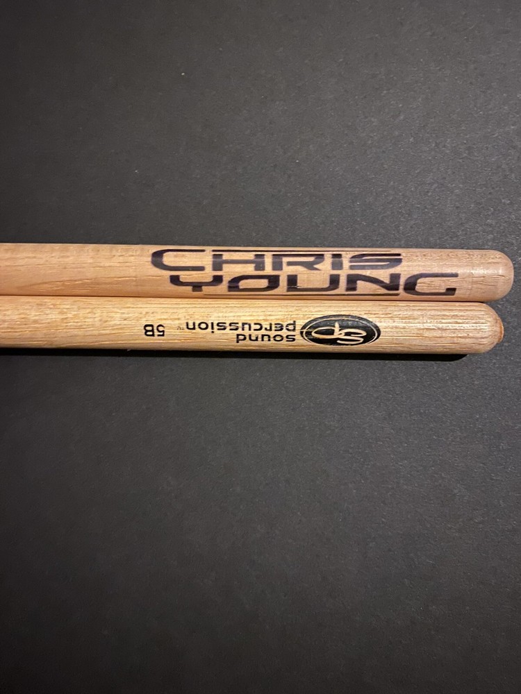 Chris Young CUSTOM 3D guitar pick/drumstick display