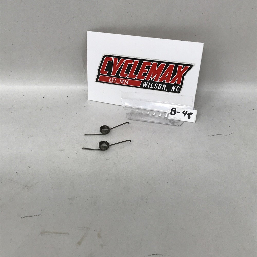 DeWalt “NOS” Spring OEM: 285948-00 QTY 2