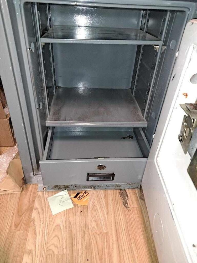 ADESCO SAFE MODEL: US-140