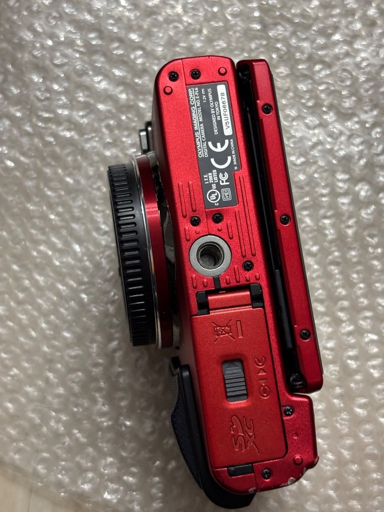 Olympus PEN Lite E-PL6 Digital Camera Body Only Used