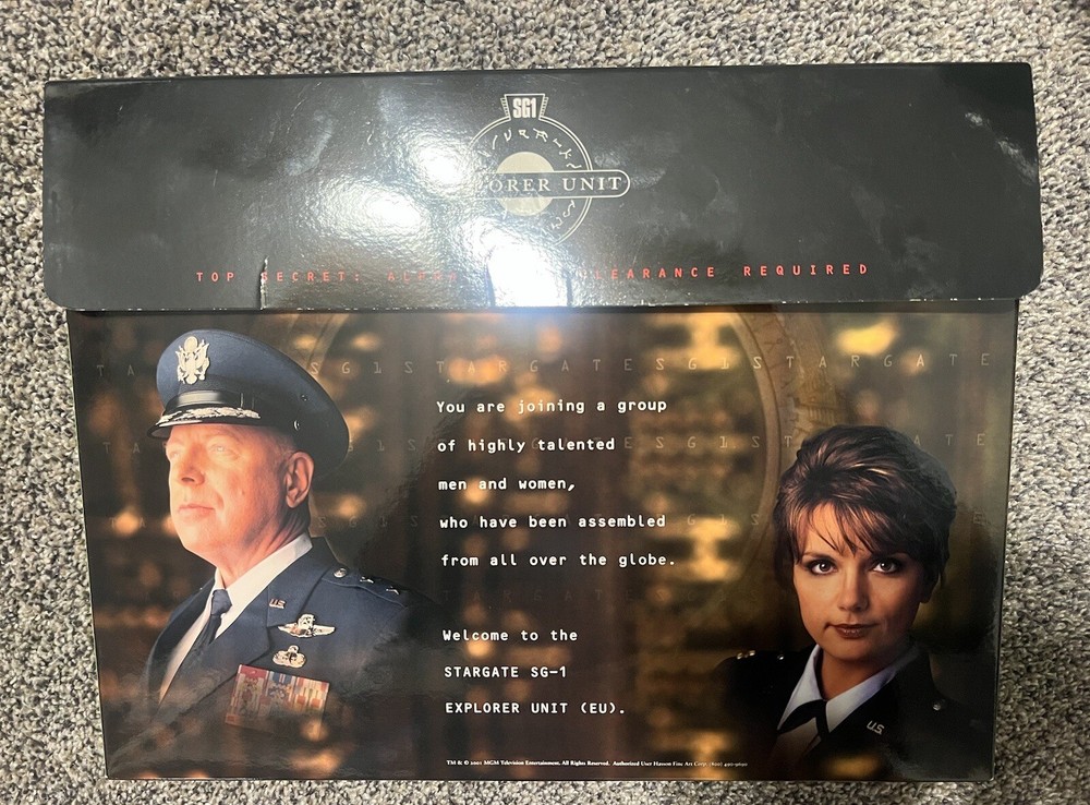 STARGATE SG1 EXPLORER UNIT FIELD PACK Folder Badge Patch Pins ID Video VHS