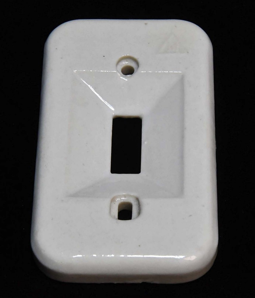 VINTAGE CERAMIC WALL MOUNT TOGGLE SWITCH PLATE COVER