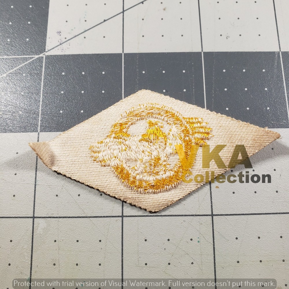 White Twill Ruptured Duck Honorable Discharge Patch