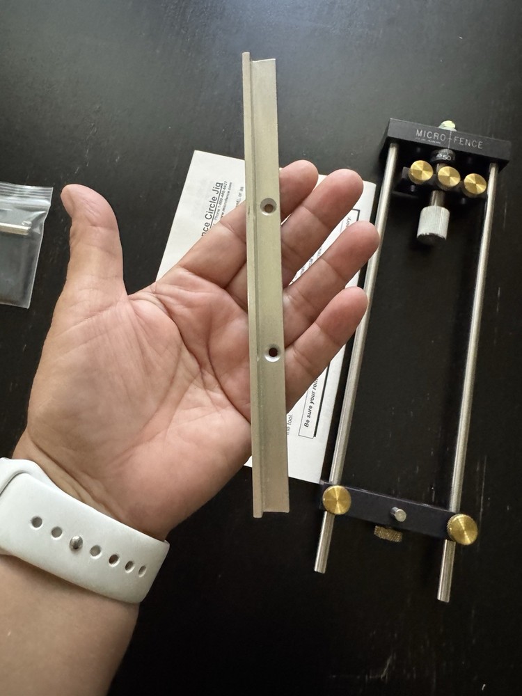 Micro Fence Circle Jig Attachment - NEW OPEN BOX