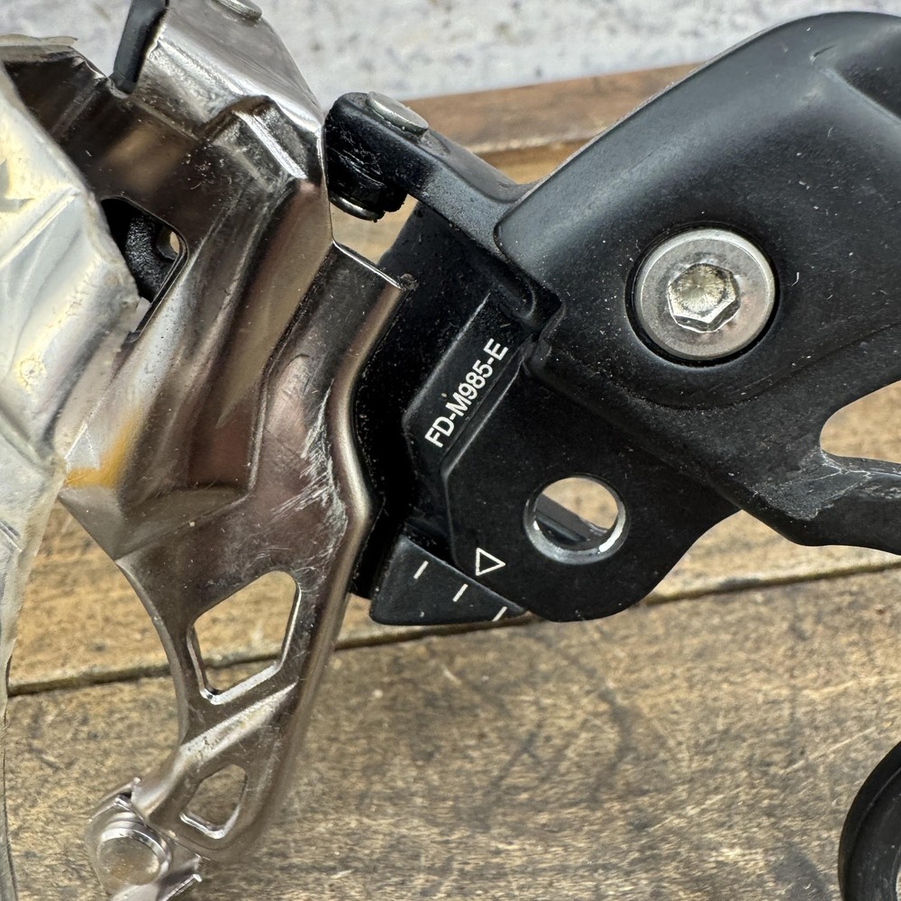 Shimano XTR FD-M985-E Front Derailleur Bottom Bracket E-Type 2x10s Dual FD-M985
