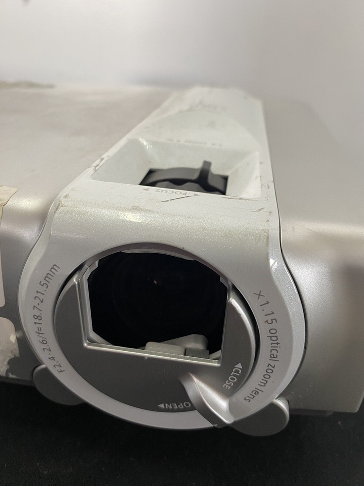 TAXAN DATA PROJECTOR KG-PV131XH30