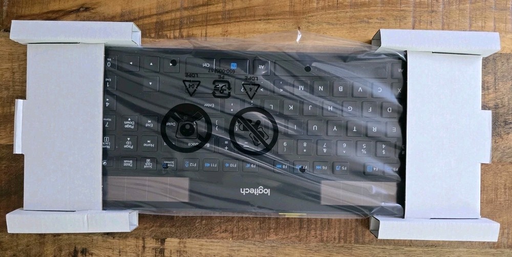 LOGITECH SOLAR KEYBOARD AND MOUSE MK750 NEW OPEN BOX read