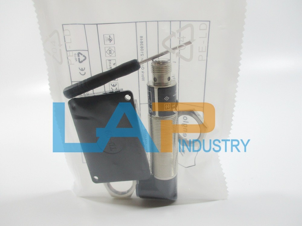 1PCS NEW For Wenglor Proximity Switch LW86PCV3