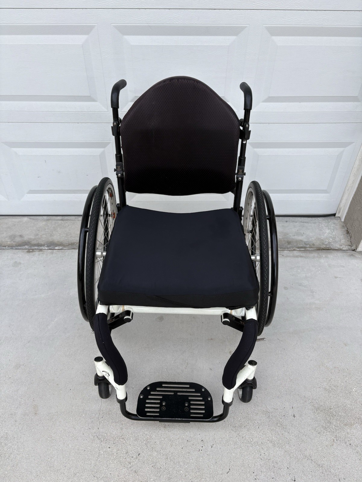 Quickie GT Rigid Wheelchair with XTR SUSPENSION shock