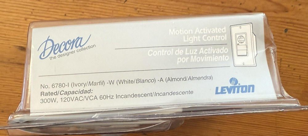 Leviton Decora Motion Activated Light Control Model 6780 New in Sealed Package
