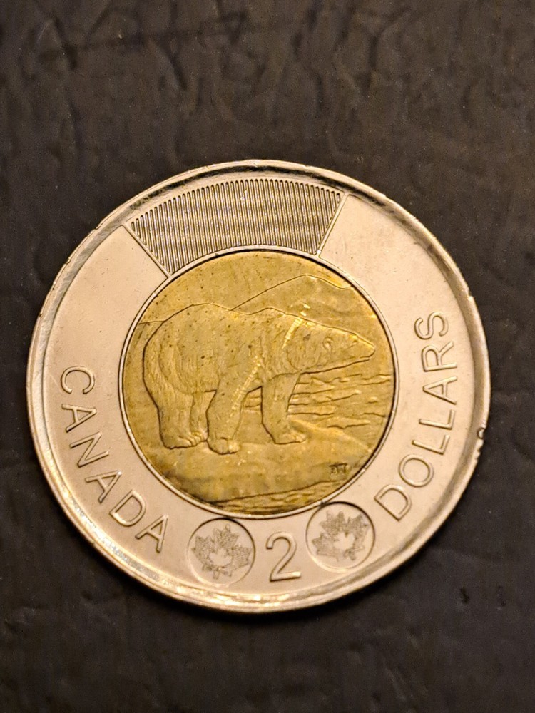 2015 CANADA 2 DOLLAR EXACT COIN SHOWN PB940