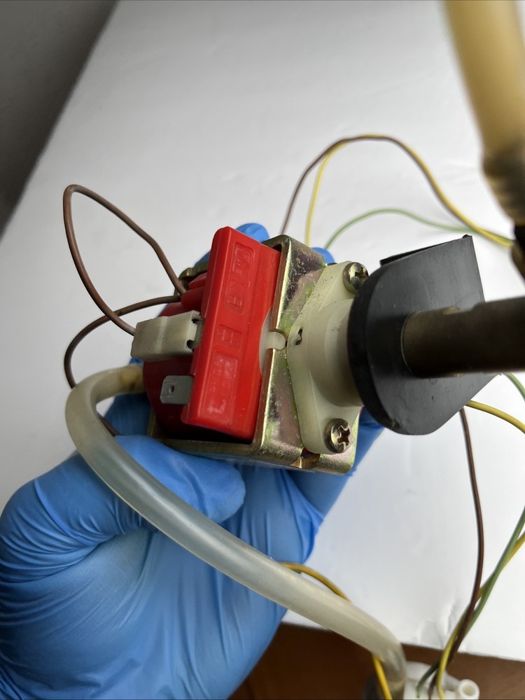 Saeco Magic De Luxe sup012 OEM Replacement Part - ULKA Model E EX5 PUMP ASSEMBLY