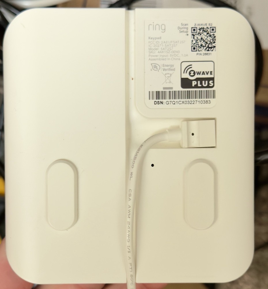 Ring Security Keypad SAT2S7 Z-Wave Plus Wireless White Wall Plug-In