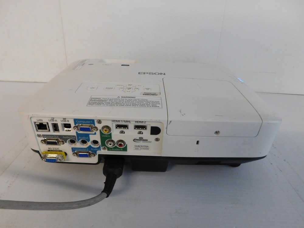 ^^ EPSON LCD PROJECTOR MODEL H620A (PLM112)